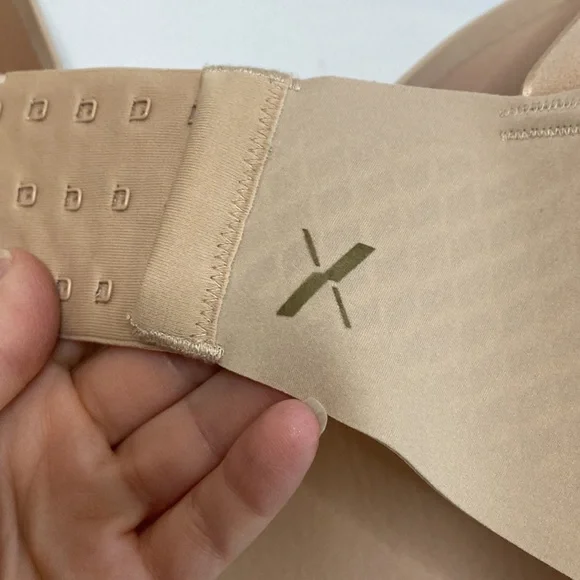 Knix Beige WingWoman Bra Size 8+ 40F 42F 40G 42G Wireless Comfy - Picture 8 of 11